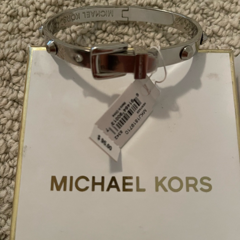 Michael kors bracelet brand new